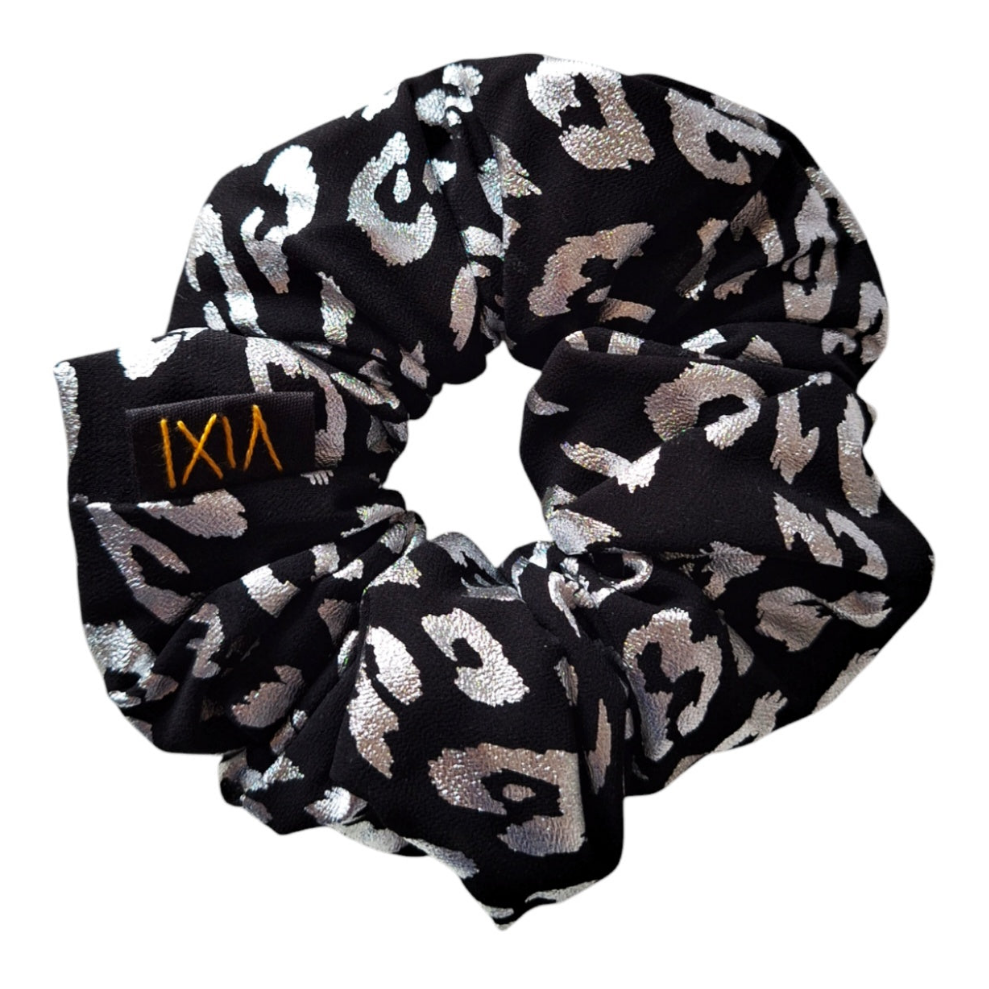 Nyx Scrunchie